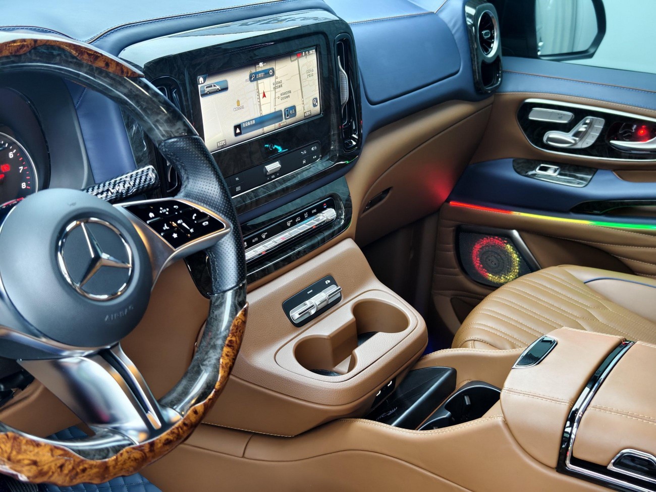 Mercedes-Benz 2024 2024