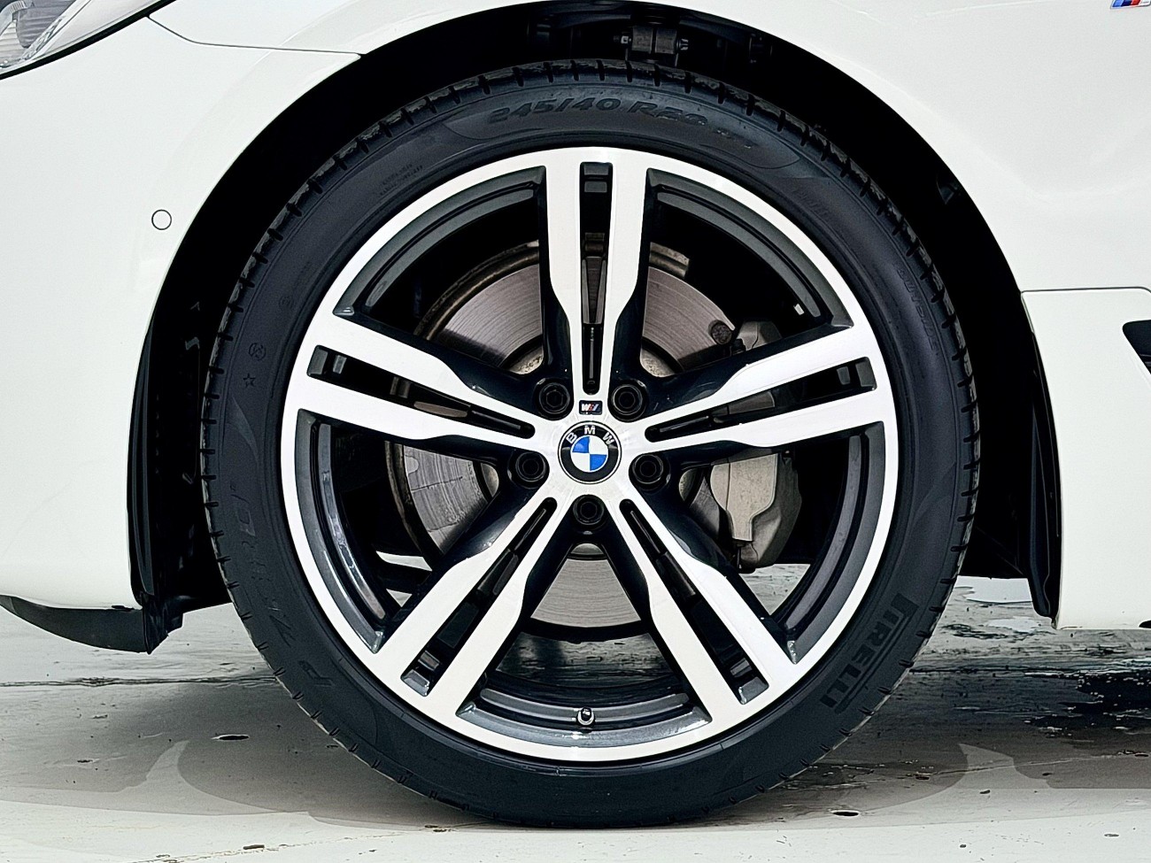 BMW 6GT 2022