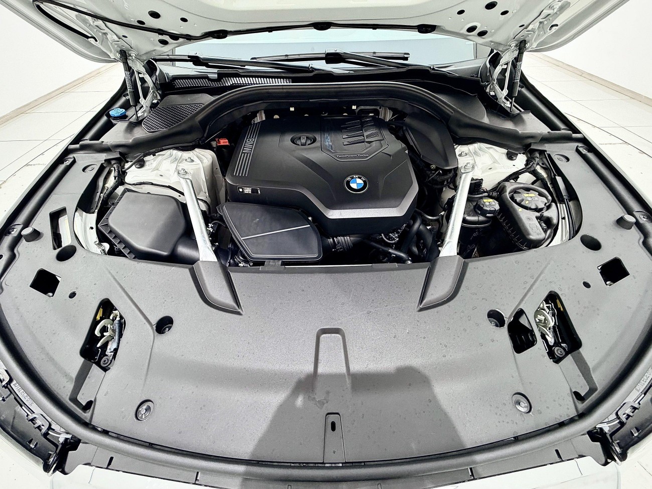BMW 6GT 2022
