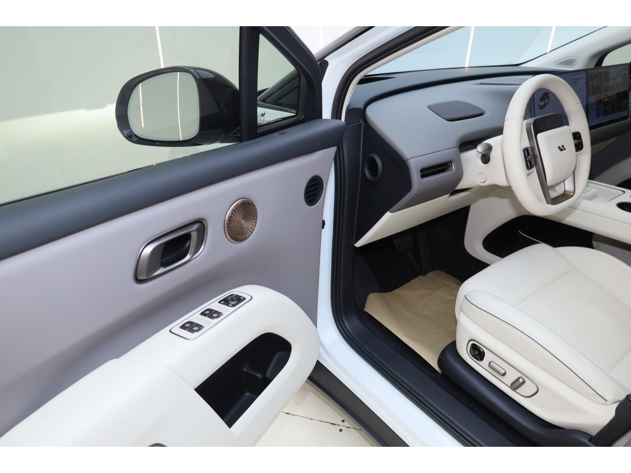 Li Auto i8 2026