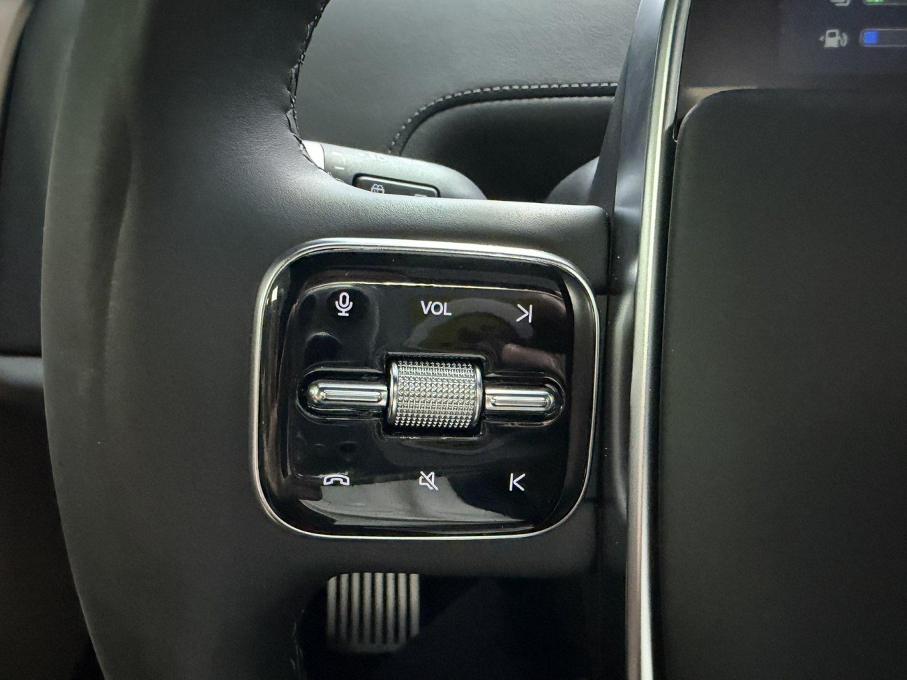 Li Auto L9 2025