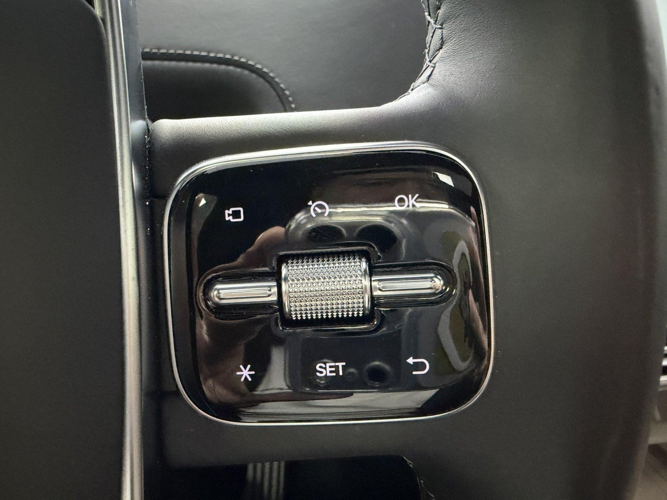Li Auto L9 2025