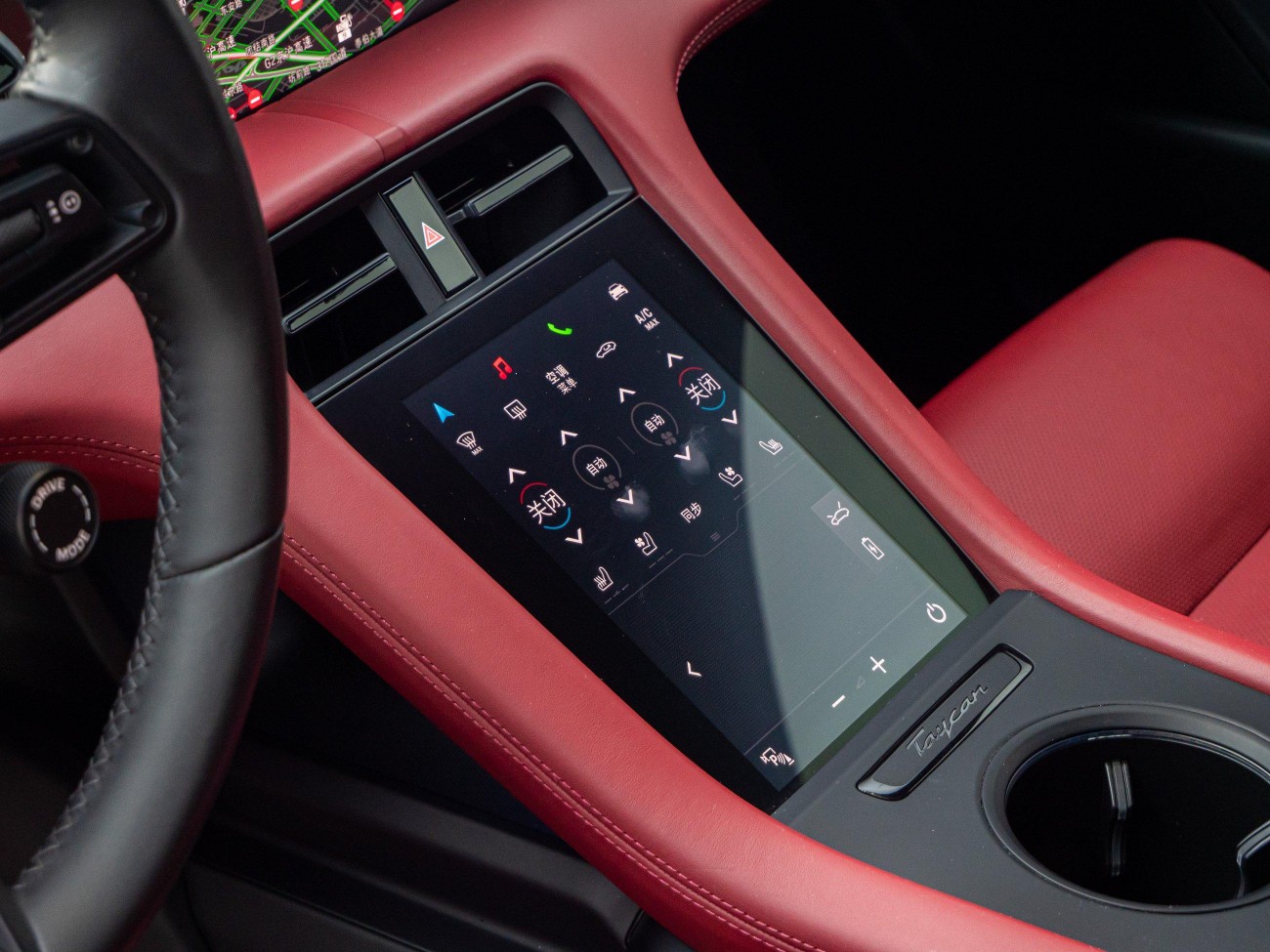 Porsche Taycan 2023