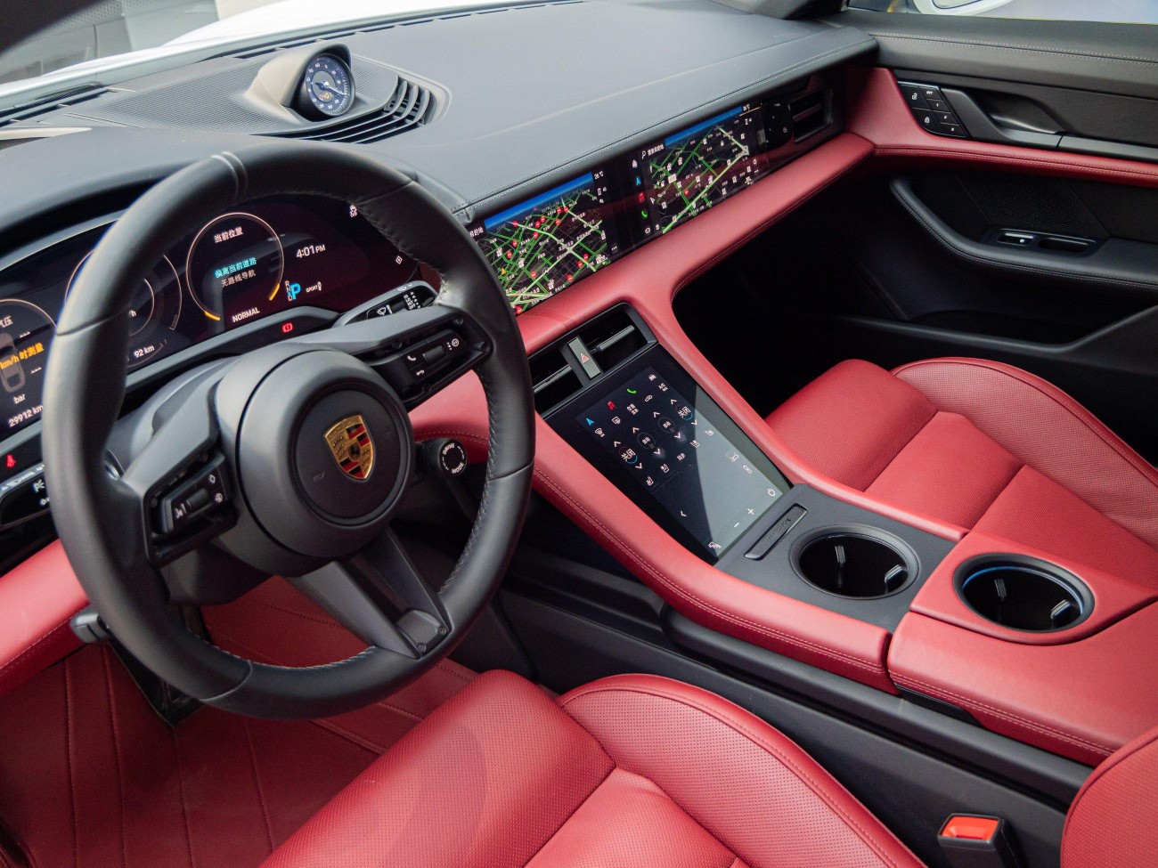 Porsche Taycan 2023