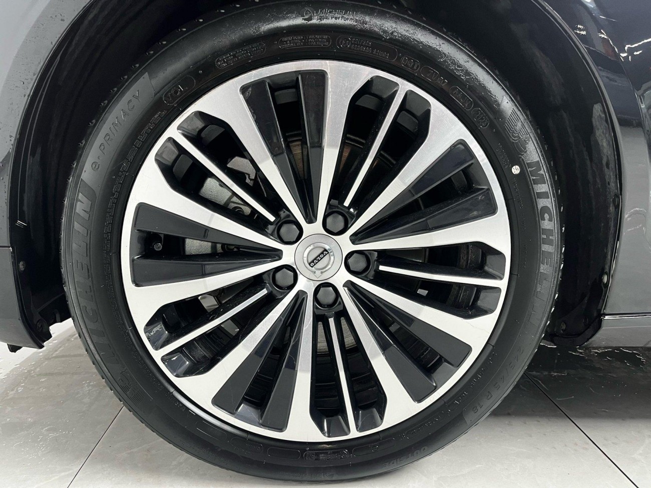 Volvo S90 2023