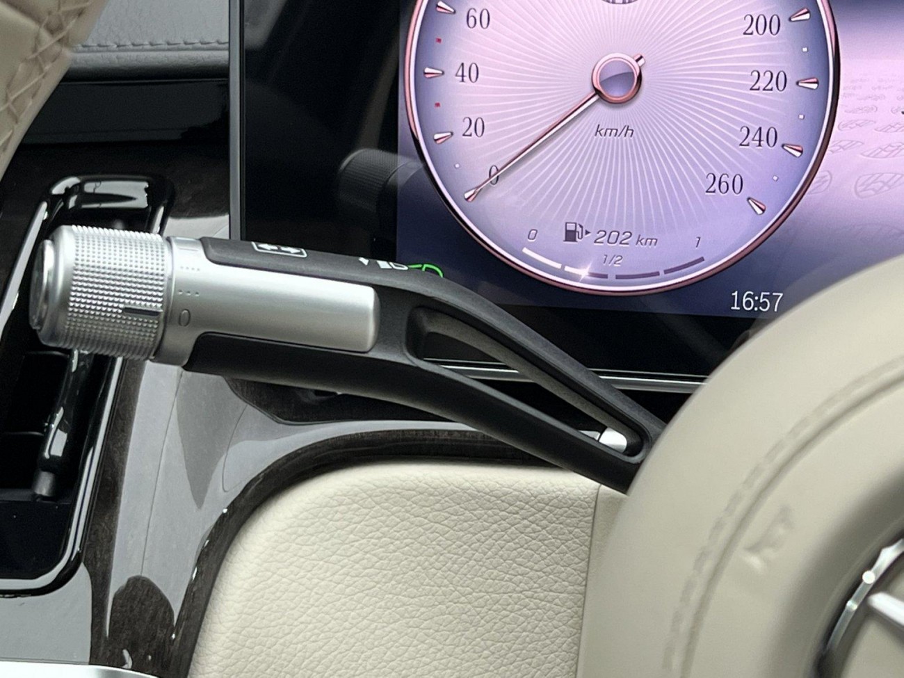 Mercedes-Benz S 480 4MATIC 2025