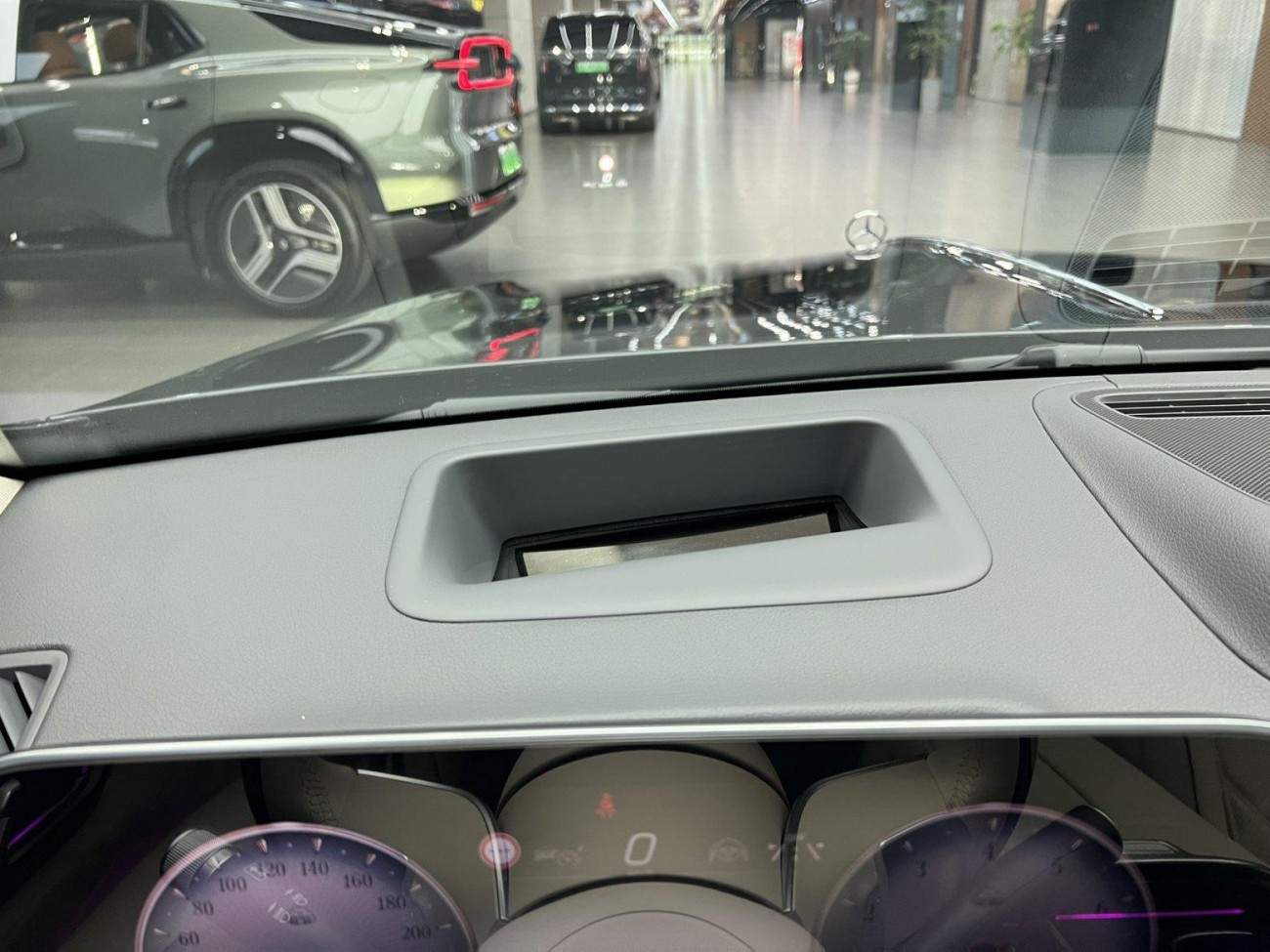 Mercedes-Benz S 480 4MATIC 2025