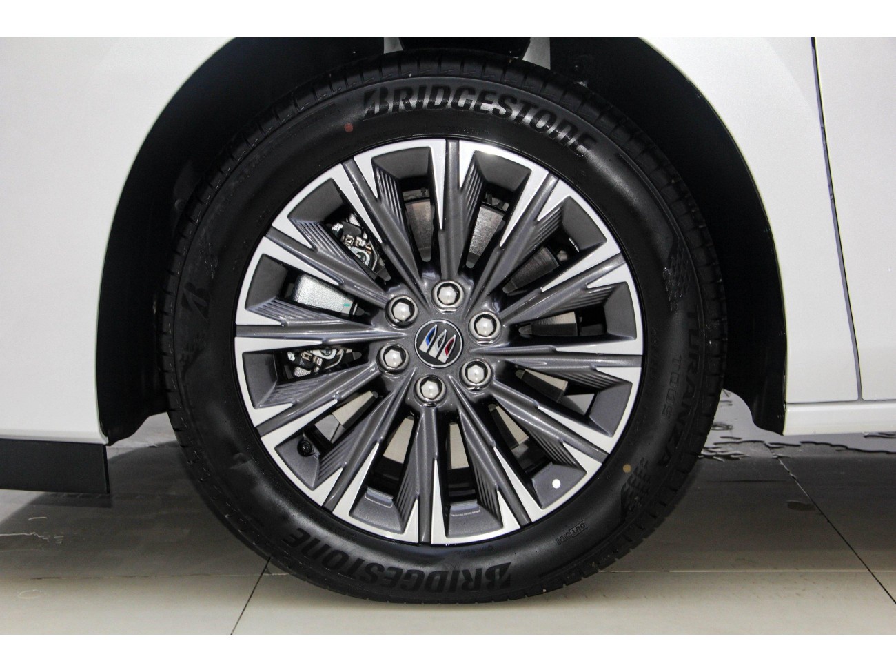 Buick GL8 2025