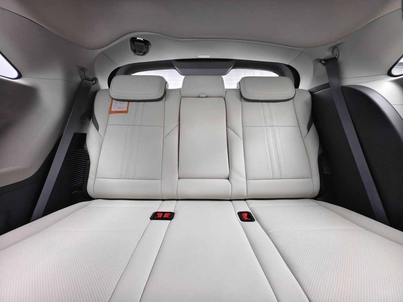 Toyota Granvia 2025