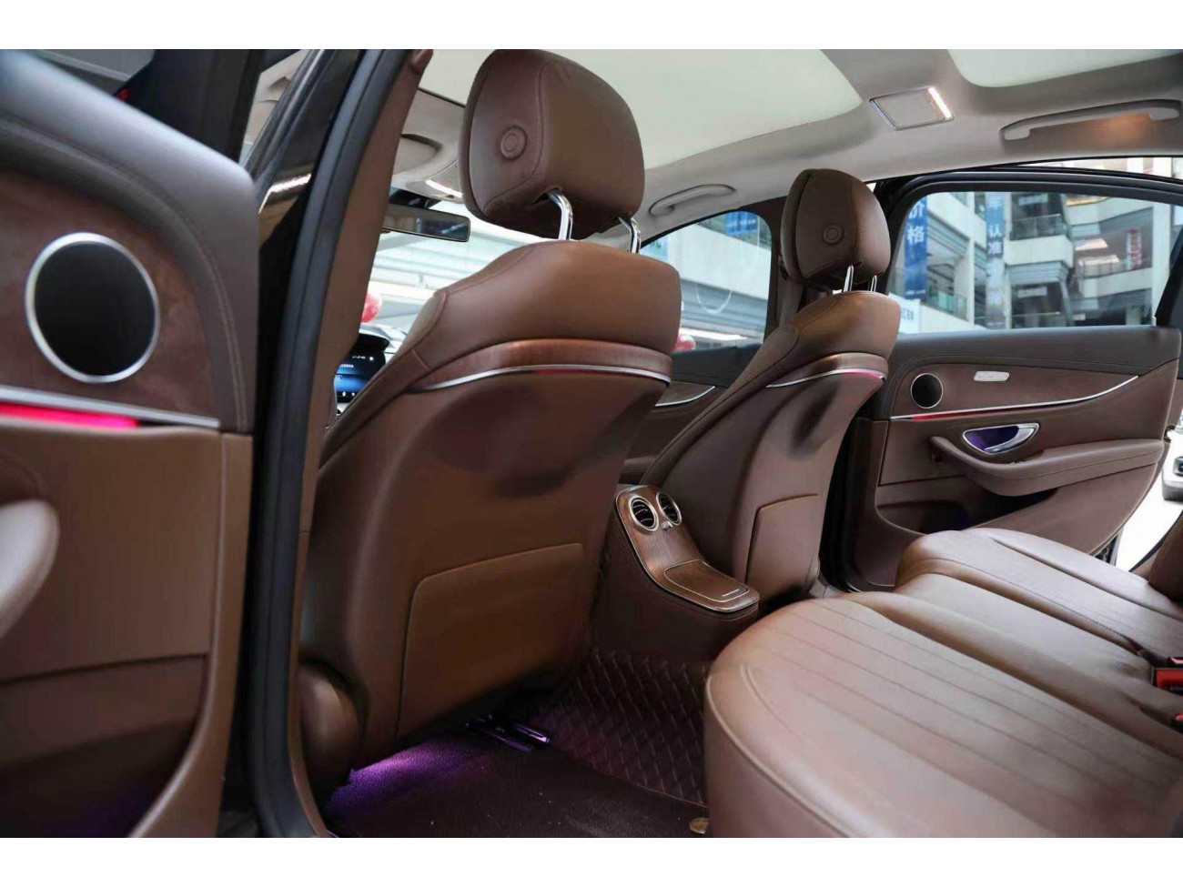 Mercedes-Benz E 300 L 2023