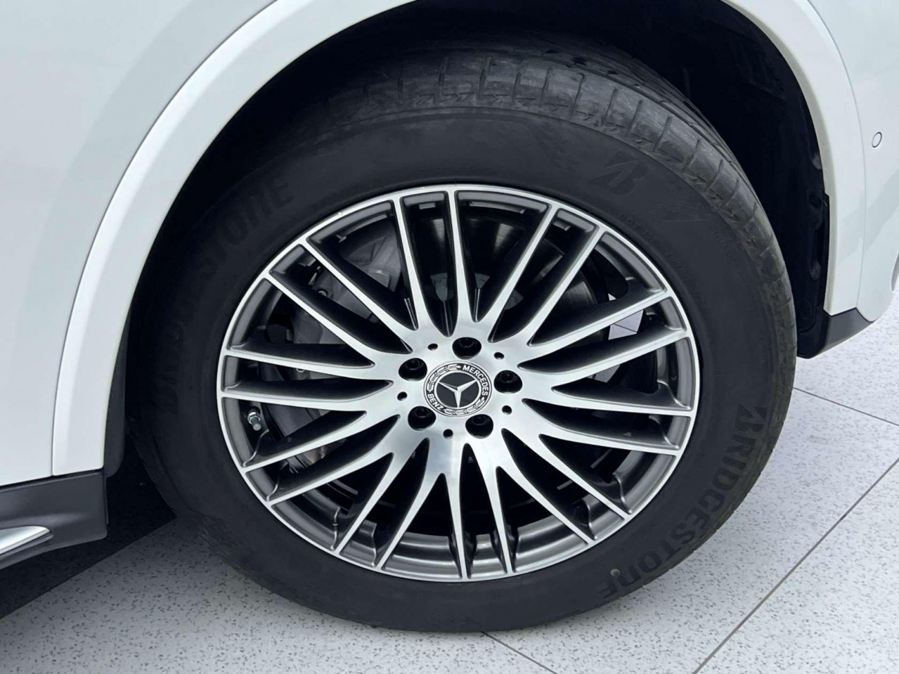 Mercedes-Benz GLC 300 L 2025
