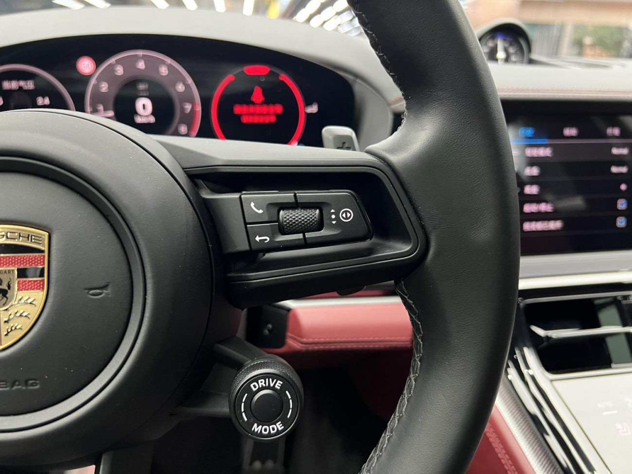 Porsche Panamera 2024