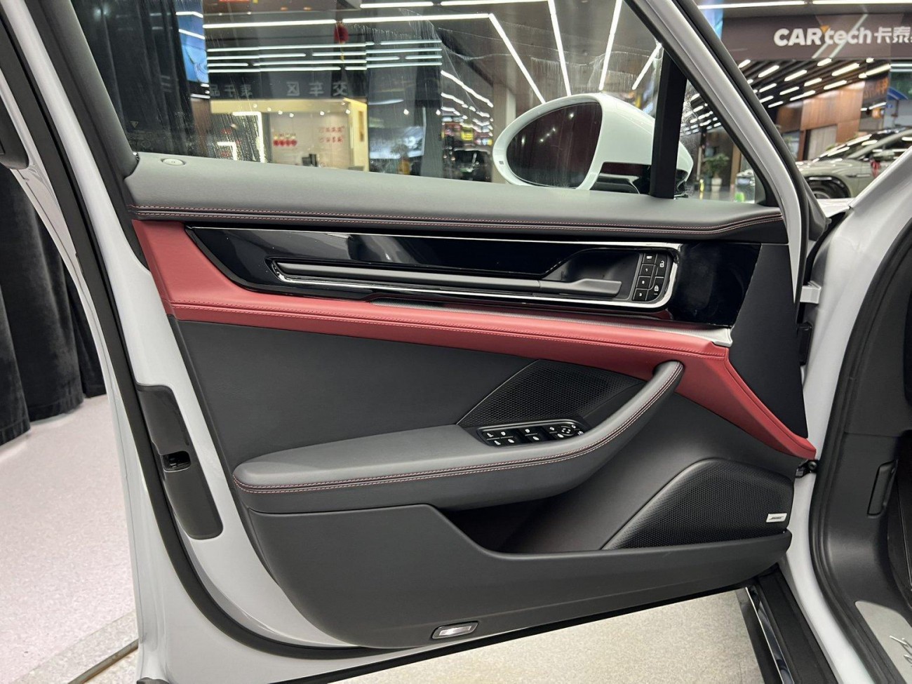 Porsche Panamera 2024