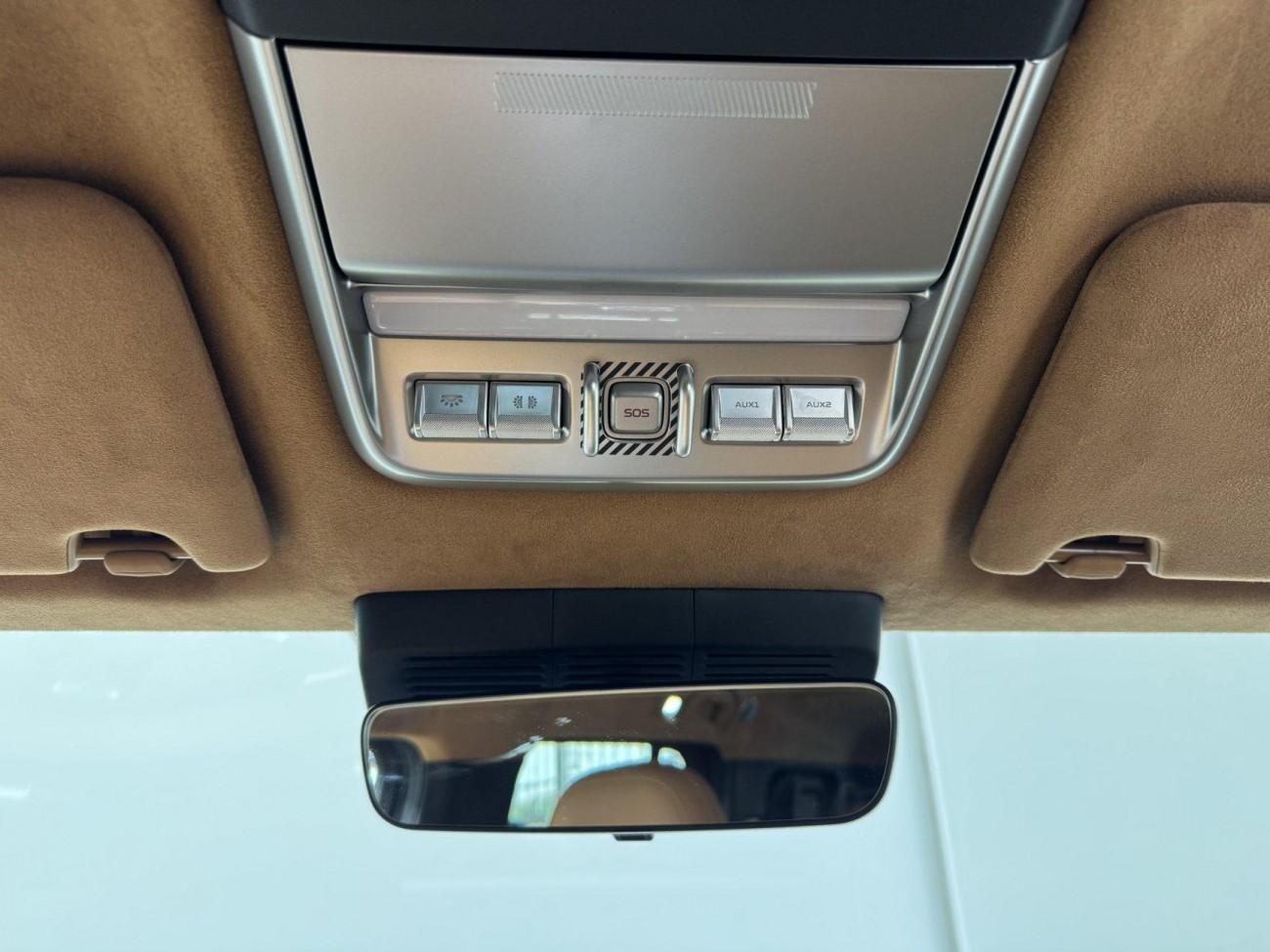 iCAR V27 2026