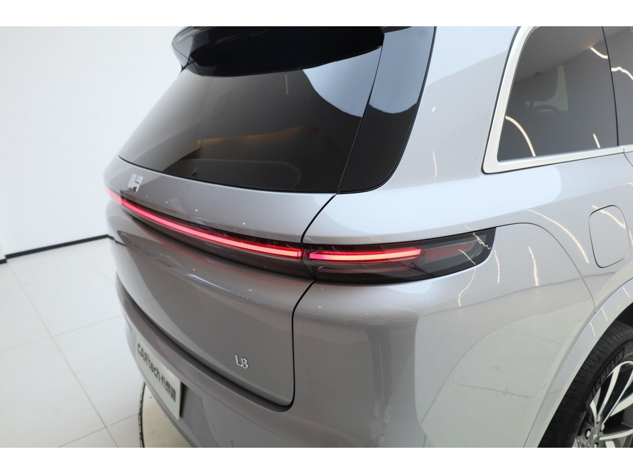 Li Auto L8 2023