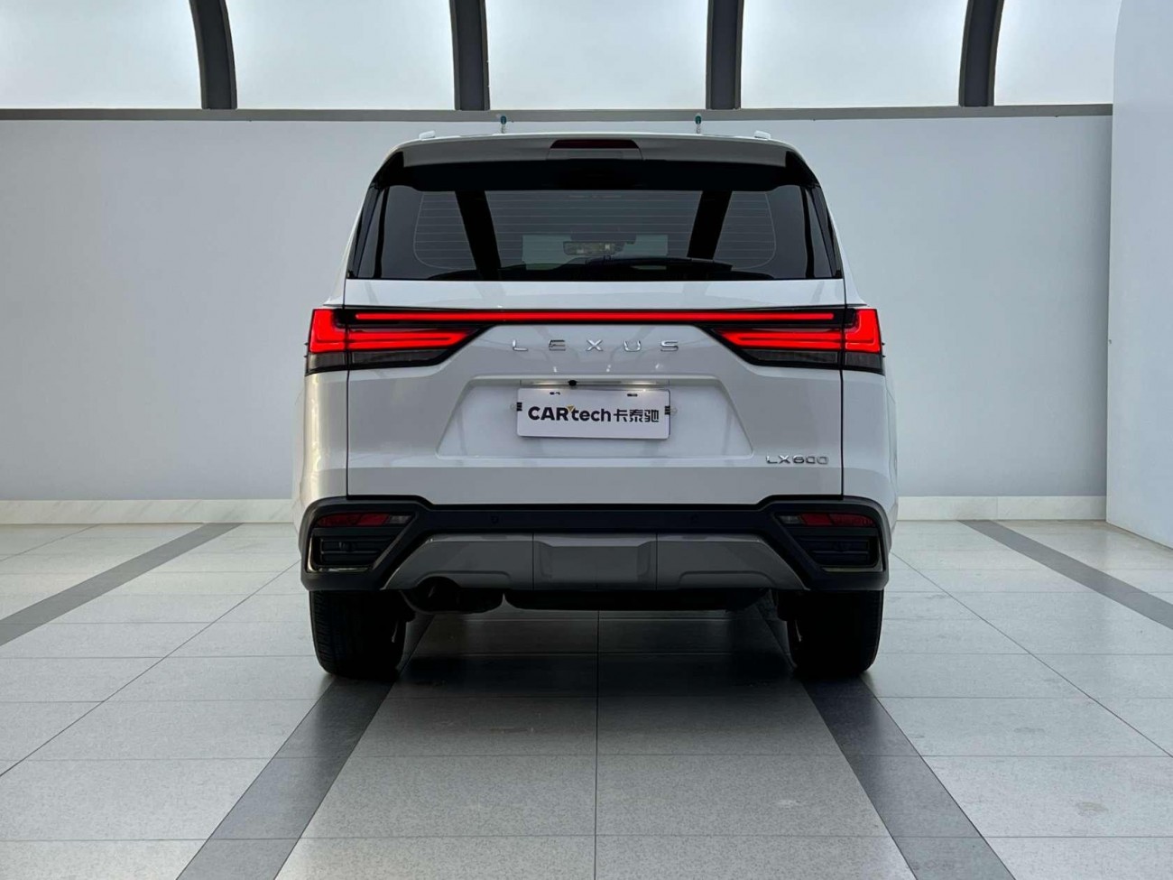 Lexus LX 600 2024