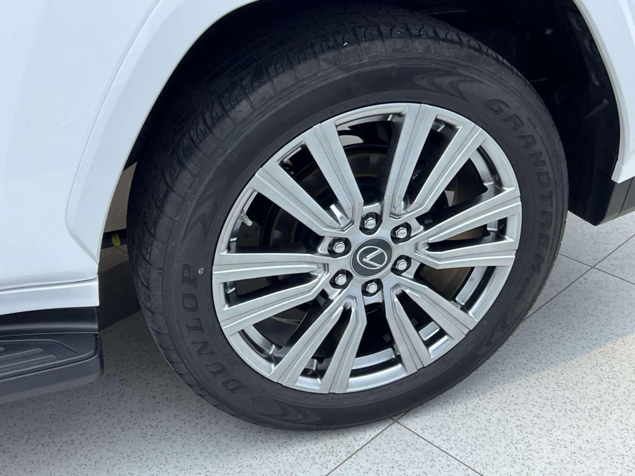Lexus LX 600 2024