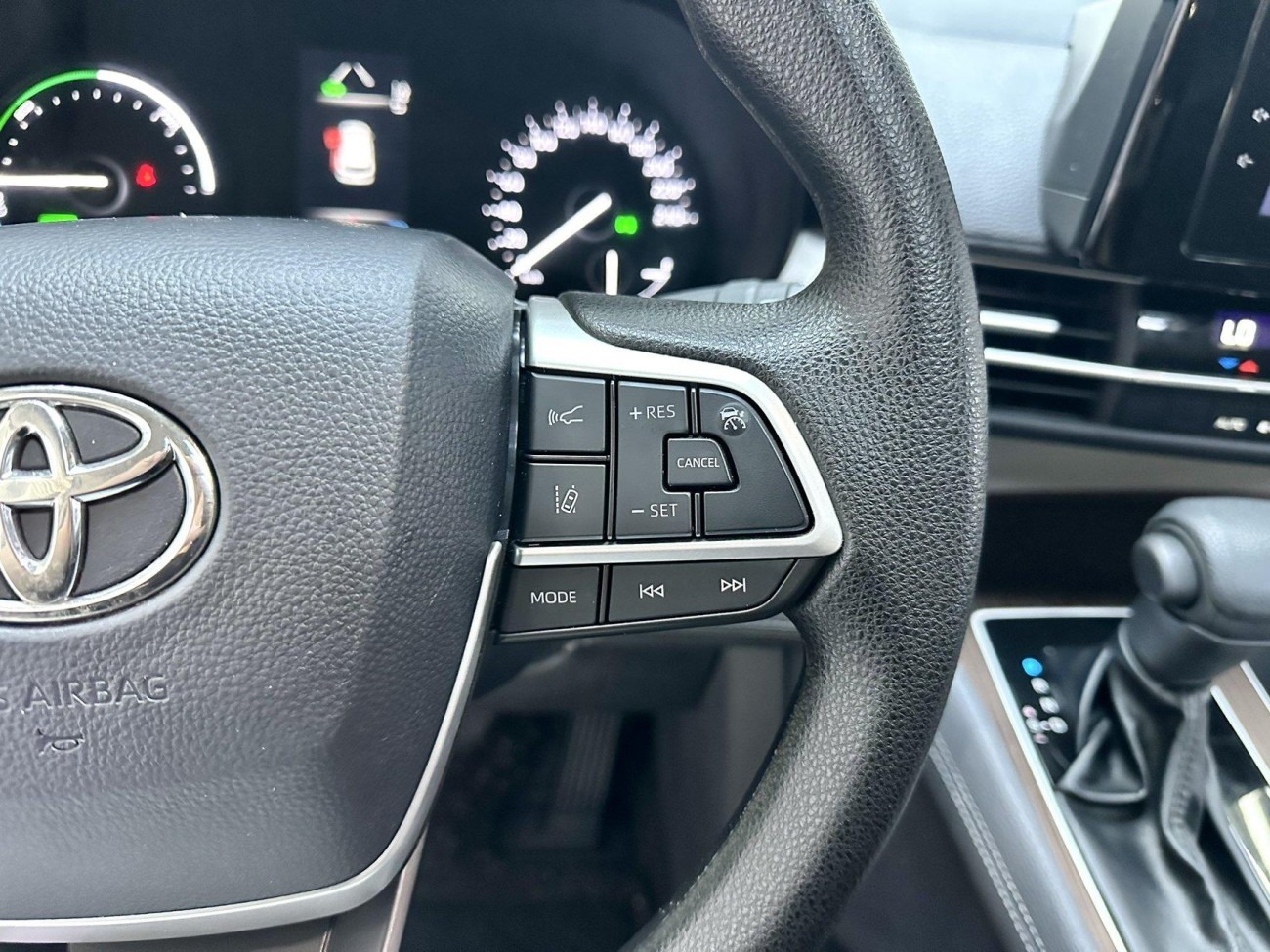 Toyota Sienna 2024
