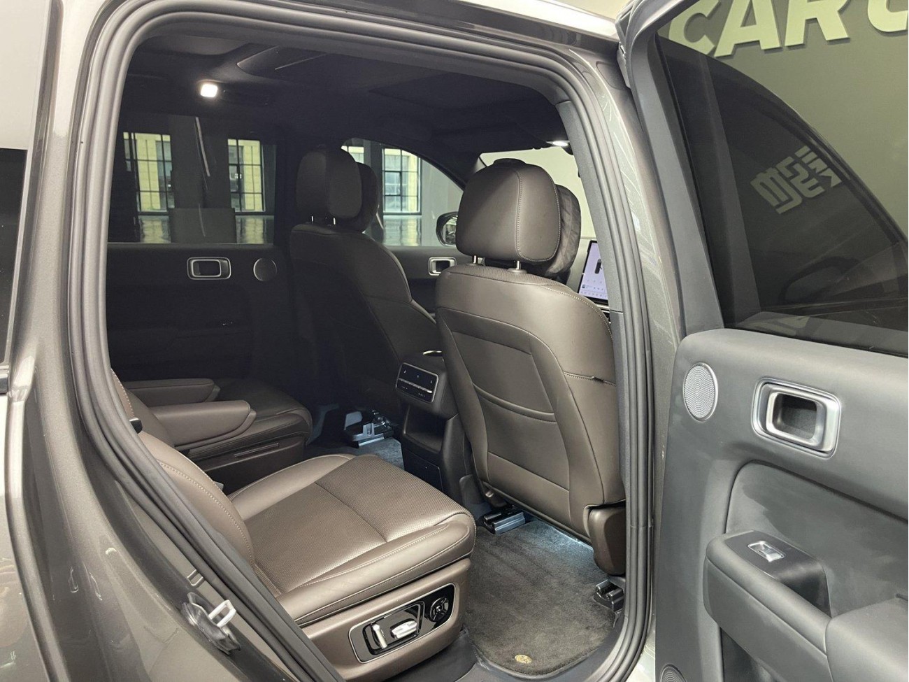 Li Auto L8 2024
