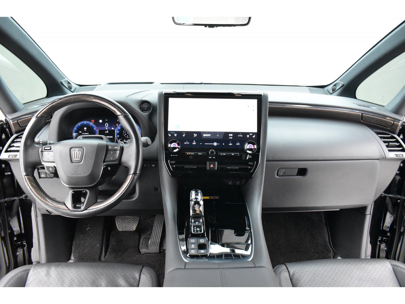 Toyota Vellfire 2024