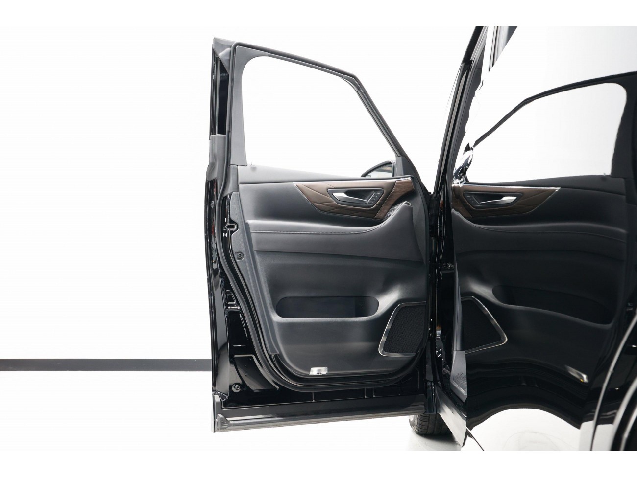 Toyota Vellfire 2024