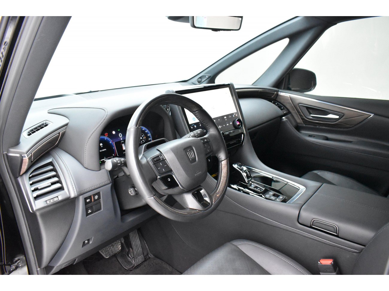 Toyota Vellfire 2024