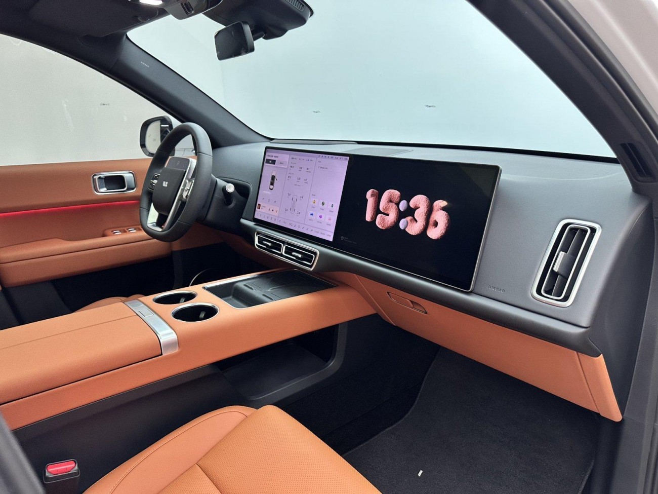 Li Auto L6 2025