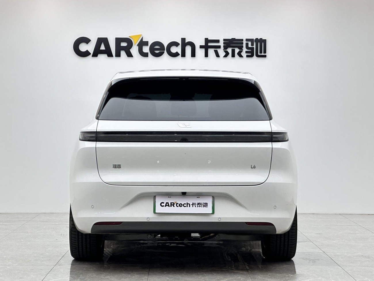 Li Auto L6 2025