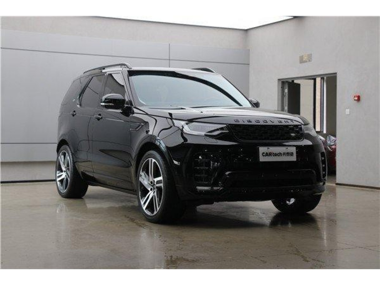 Land Rover Discovery 2023