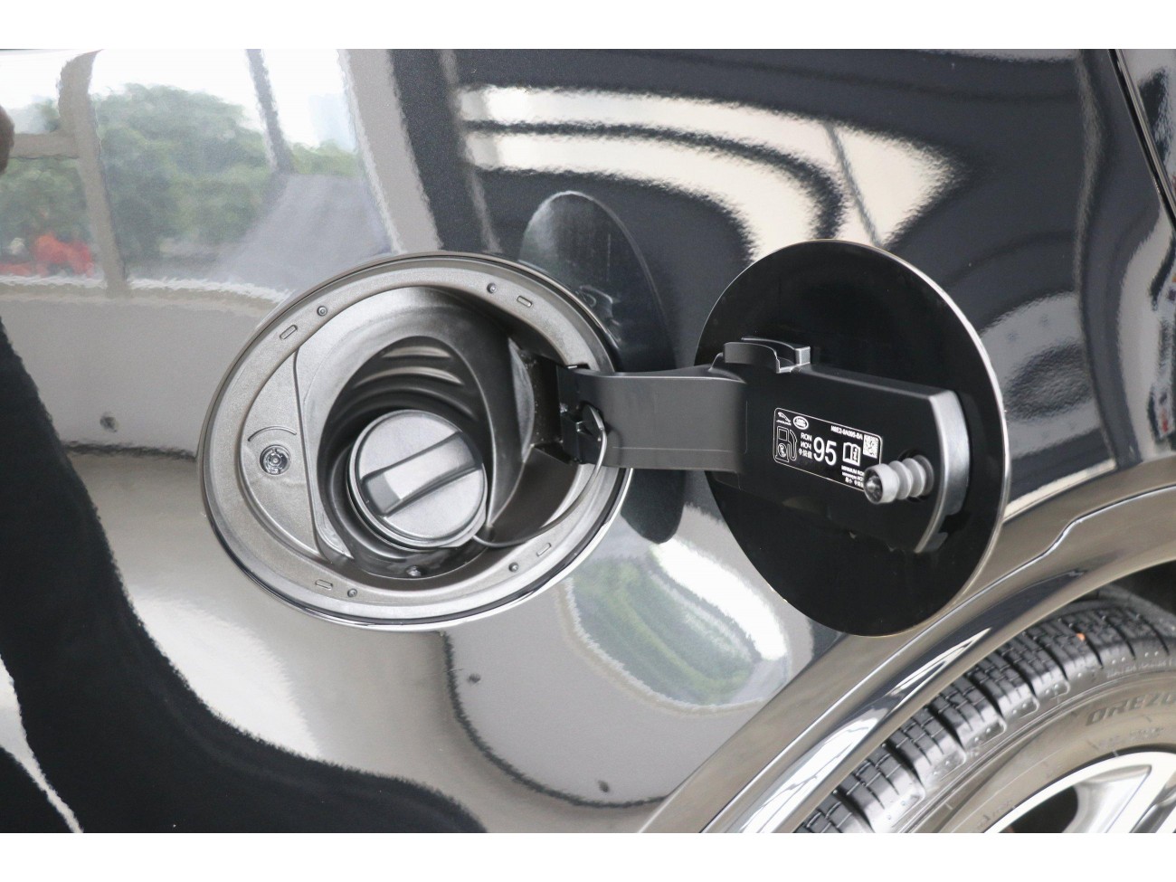 Land Rover Discovery 2023