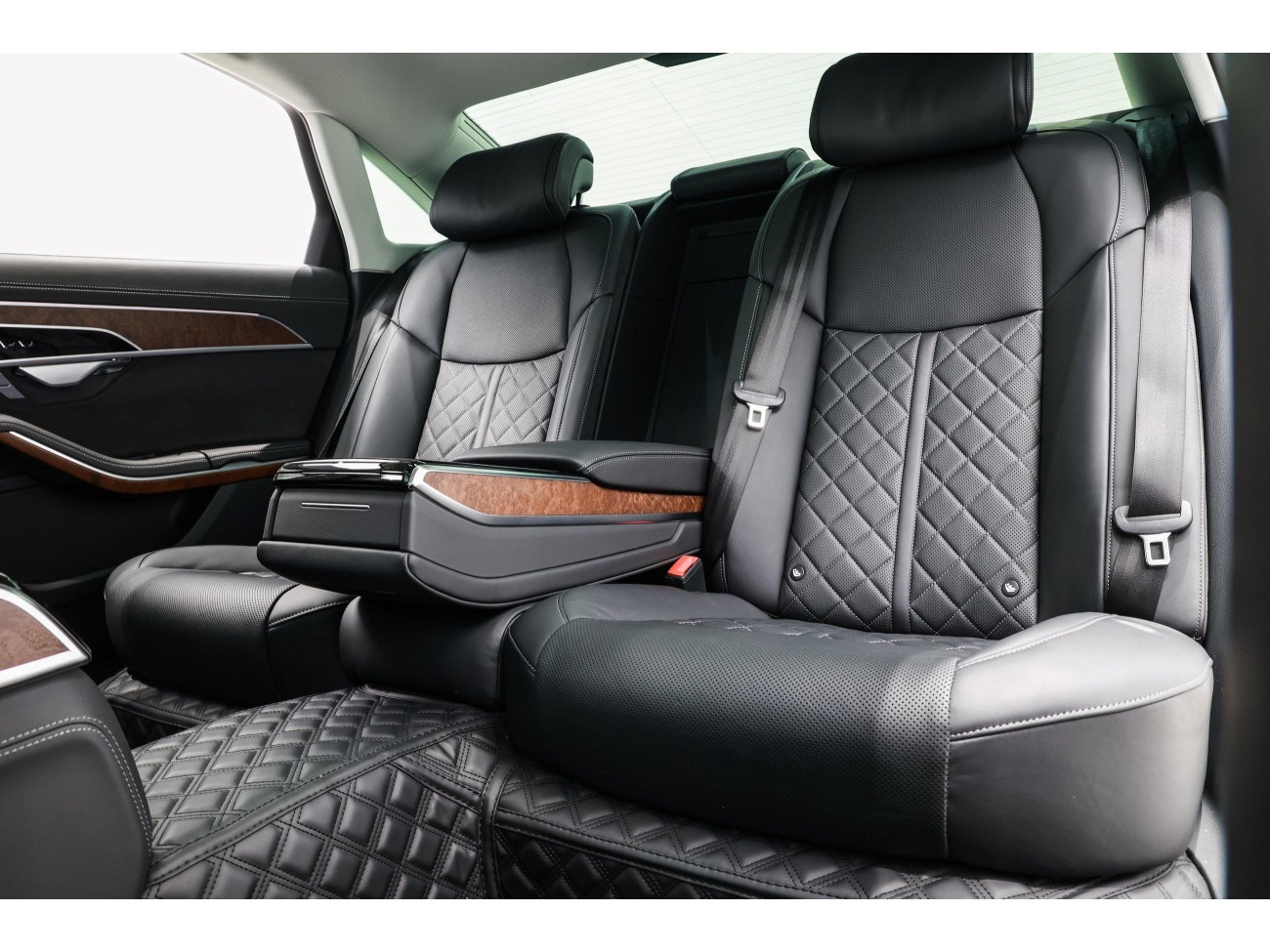 Audi A8L 50 TFSI 2022