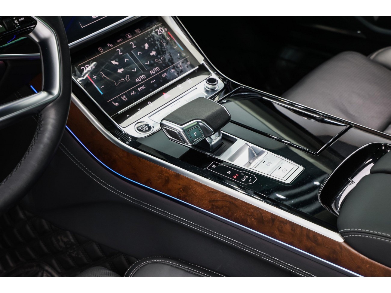 Audi A8L 50 TFSI 2022