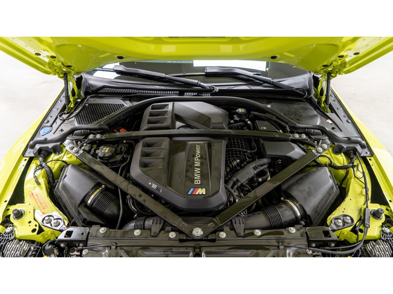 BMW M4 2023