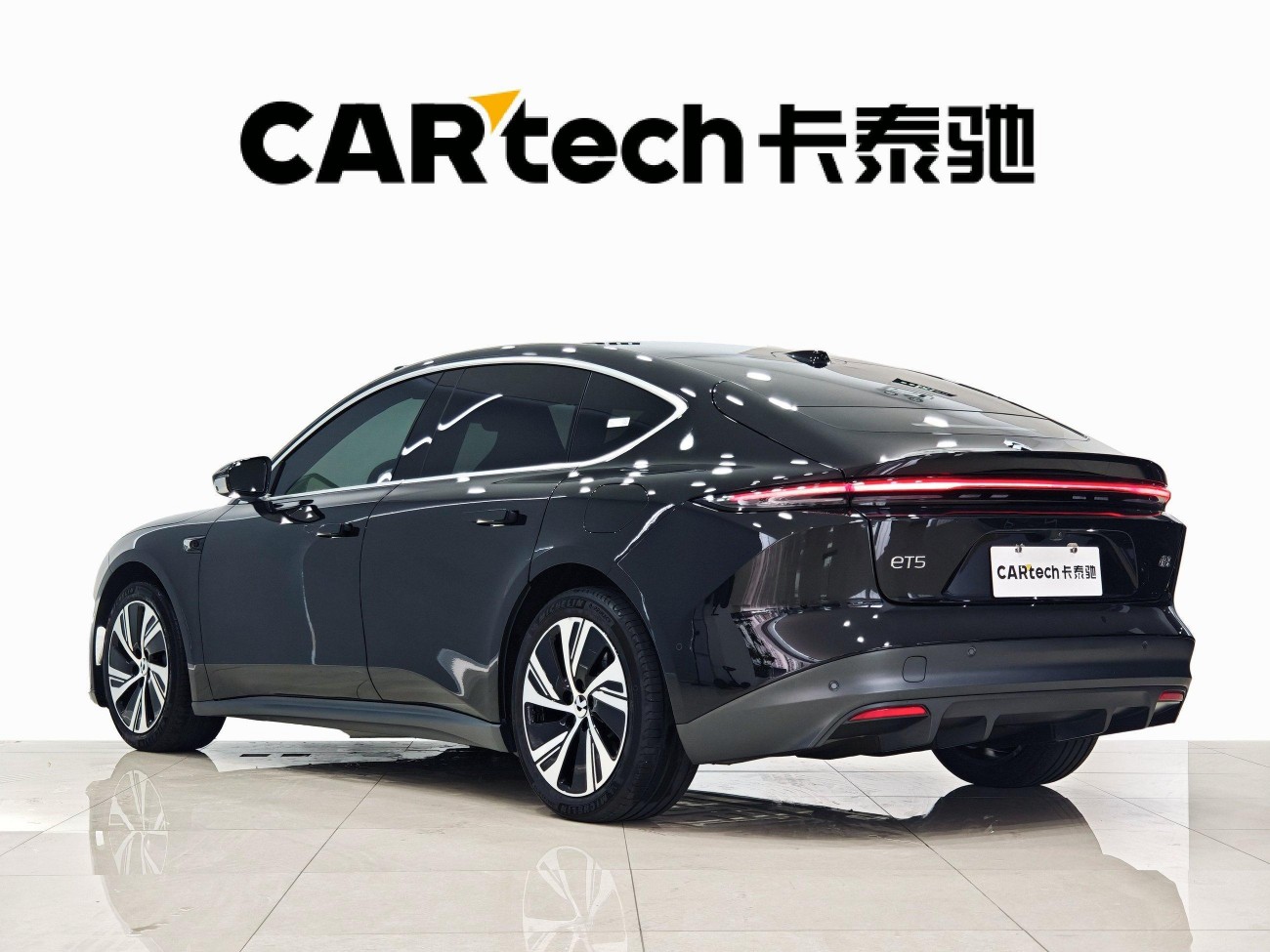 NIO ET5 2024