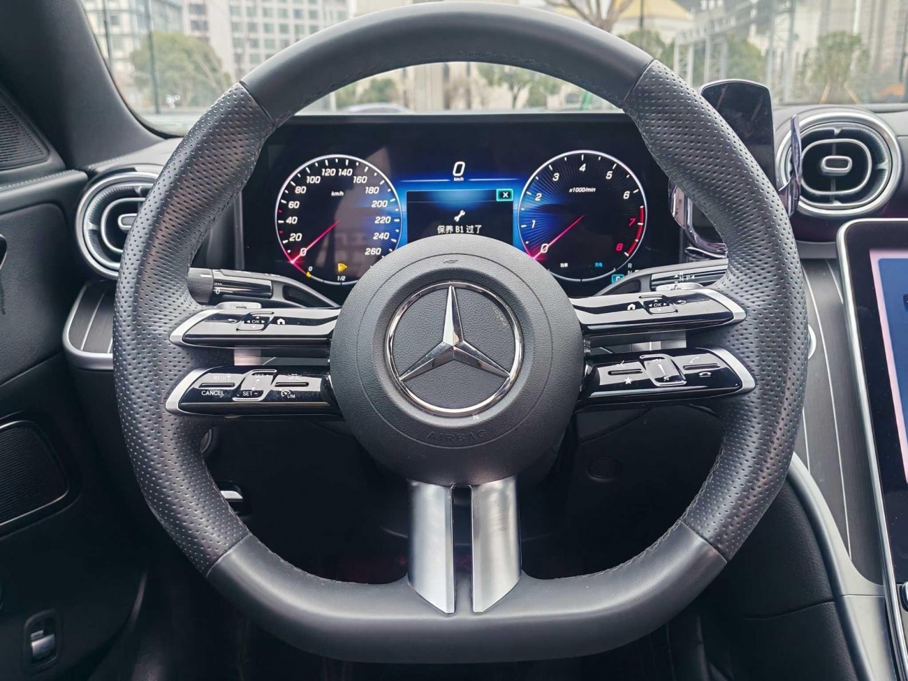 Mercedes-Benz C 260 L 2024