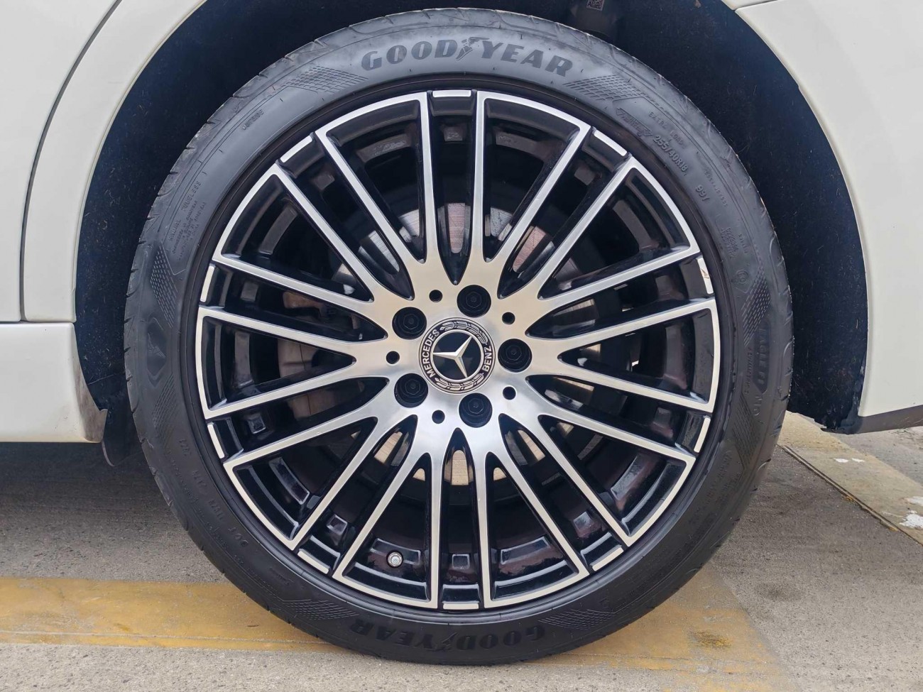 Mercedes-Benz C 260 L 2024