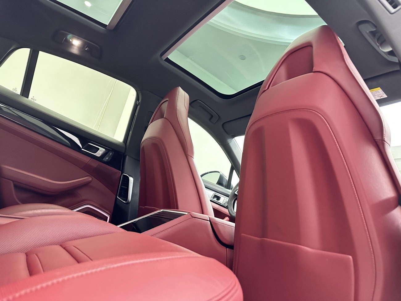 Porsche Panamera 2023