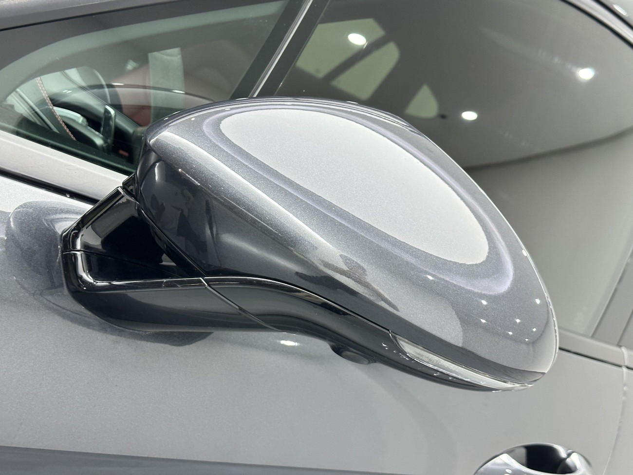 Porsche Panamera 2023