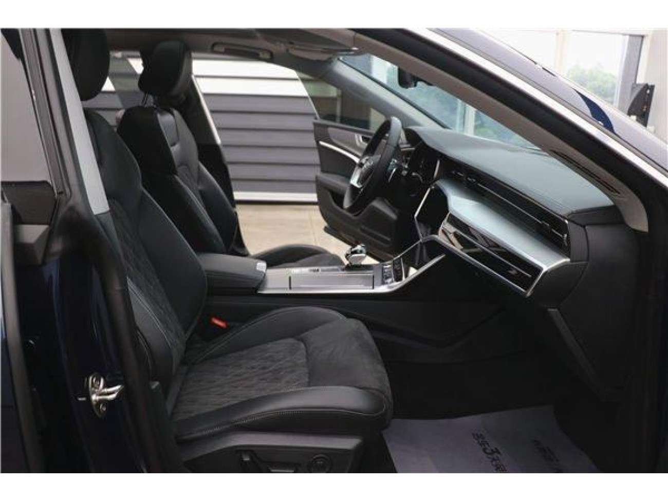 Audi A7L 45 TFSI 2024