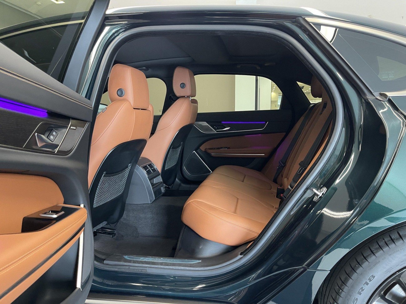 Jaguar XFL 2024