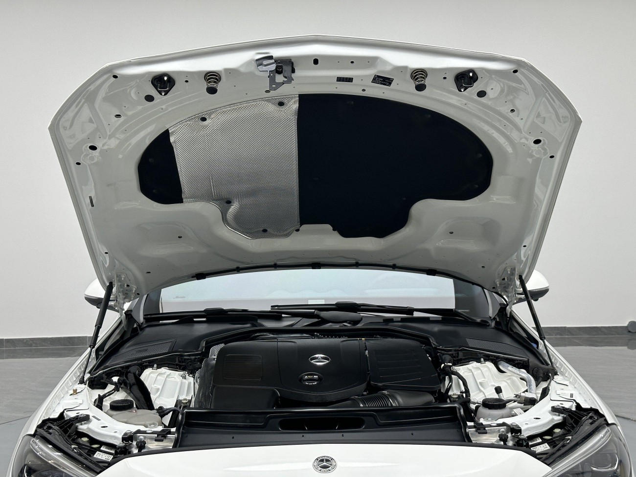 Mercedes-Benz C 200 L 2023