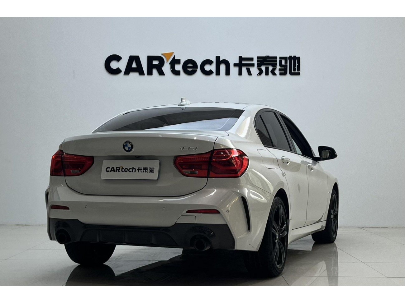 BMW 125i 2021