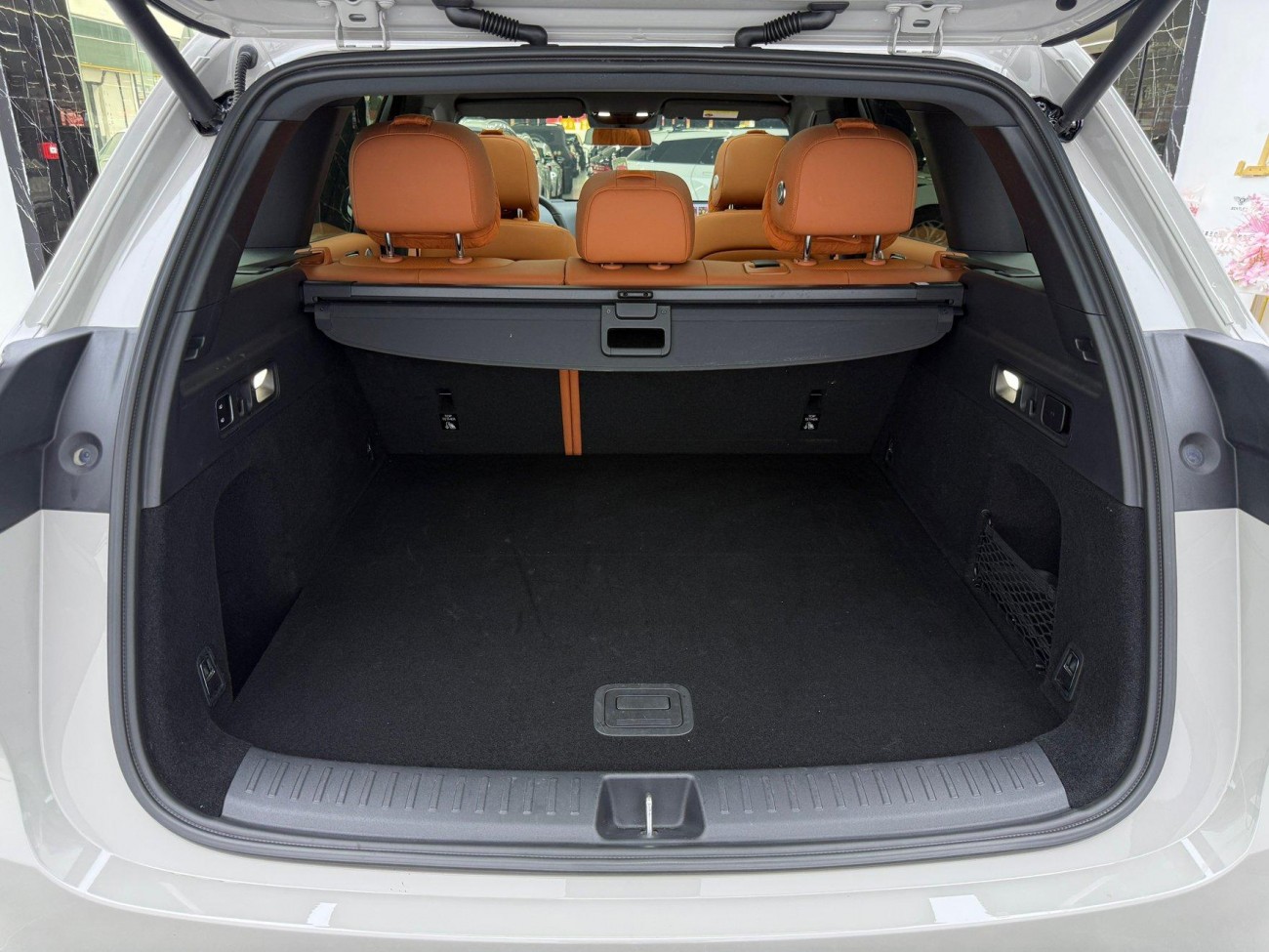 Li Auto L6 2025