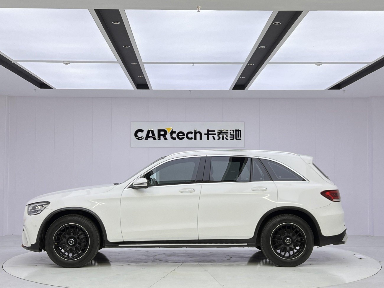 Mercedes-Benz GLC 260 L 2022