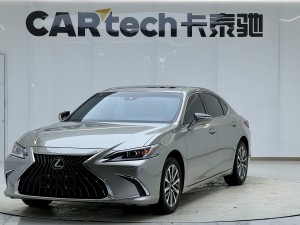 Lexus ES 200 2024
