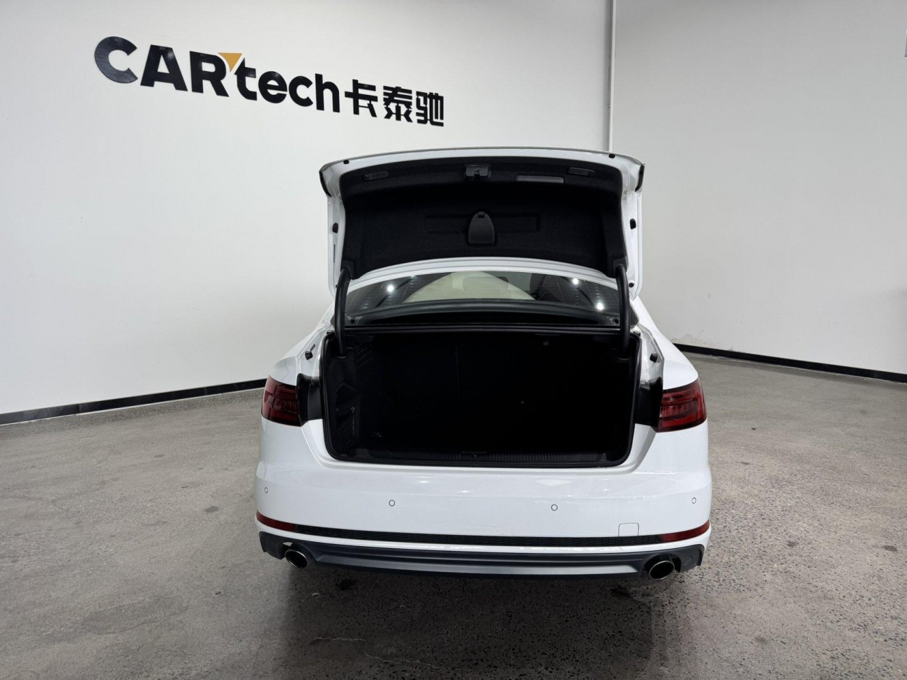 Audi A4L 30 2018