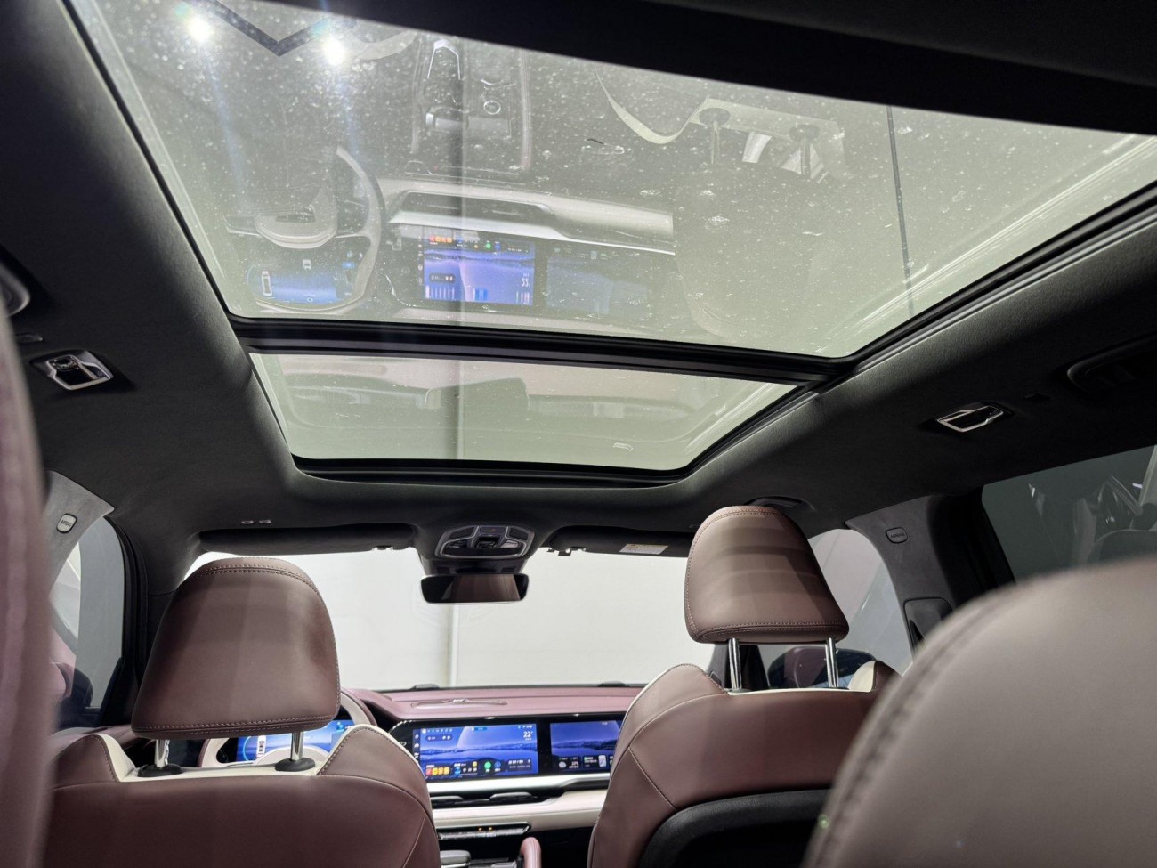 Geely Xingyue L 2023