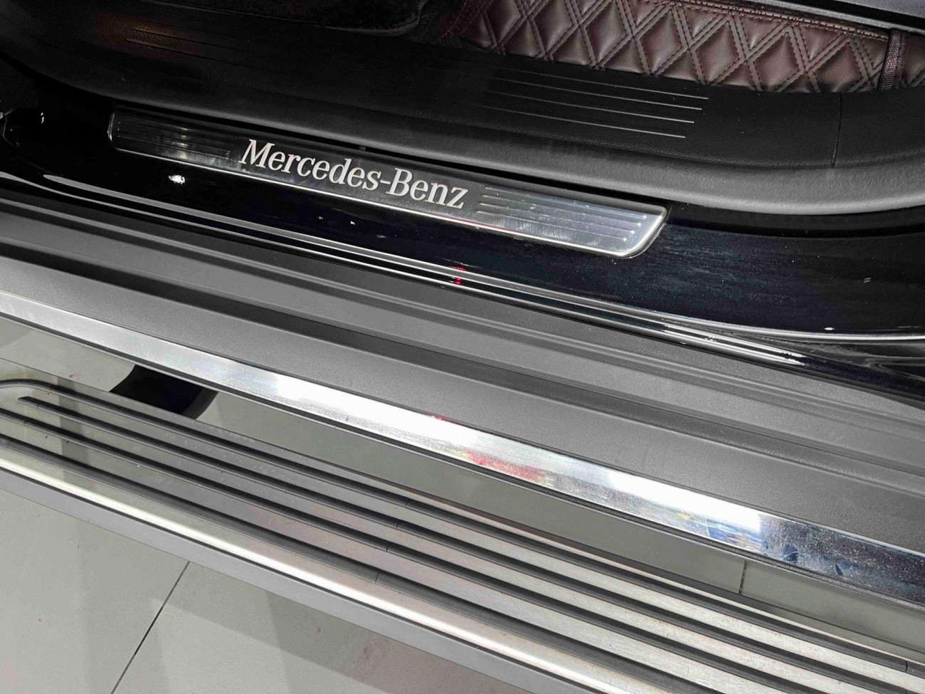 Mercedes-Benz GLS 450 4MATIC 2023