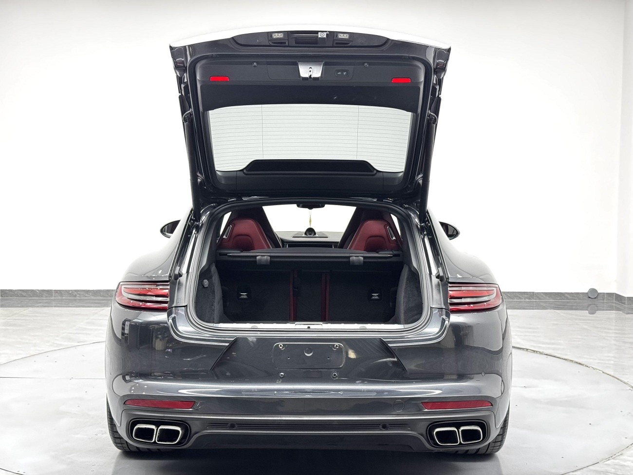 Porsche Panamera 2018