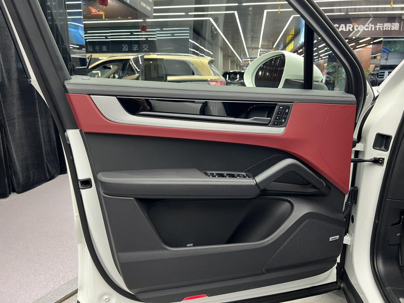 Porsche Cayenne 2024